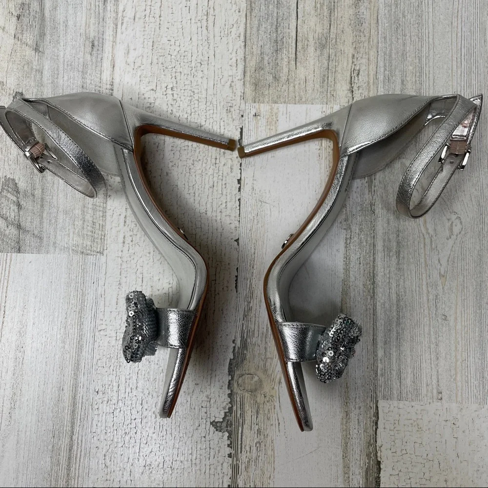 MICHAEL Michael Kors open toe sandal heels with silver sequin bow - 6.5M - Picture 4 of 9